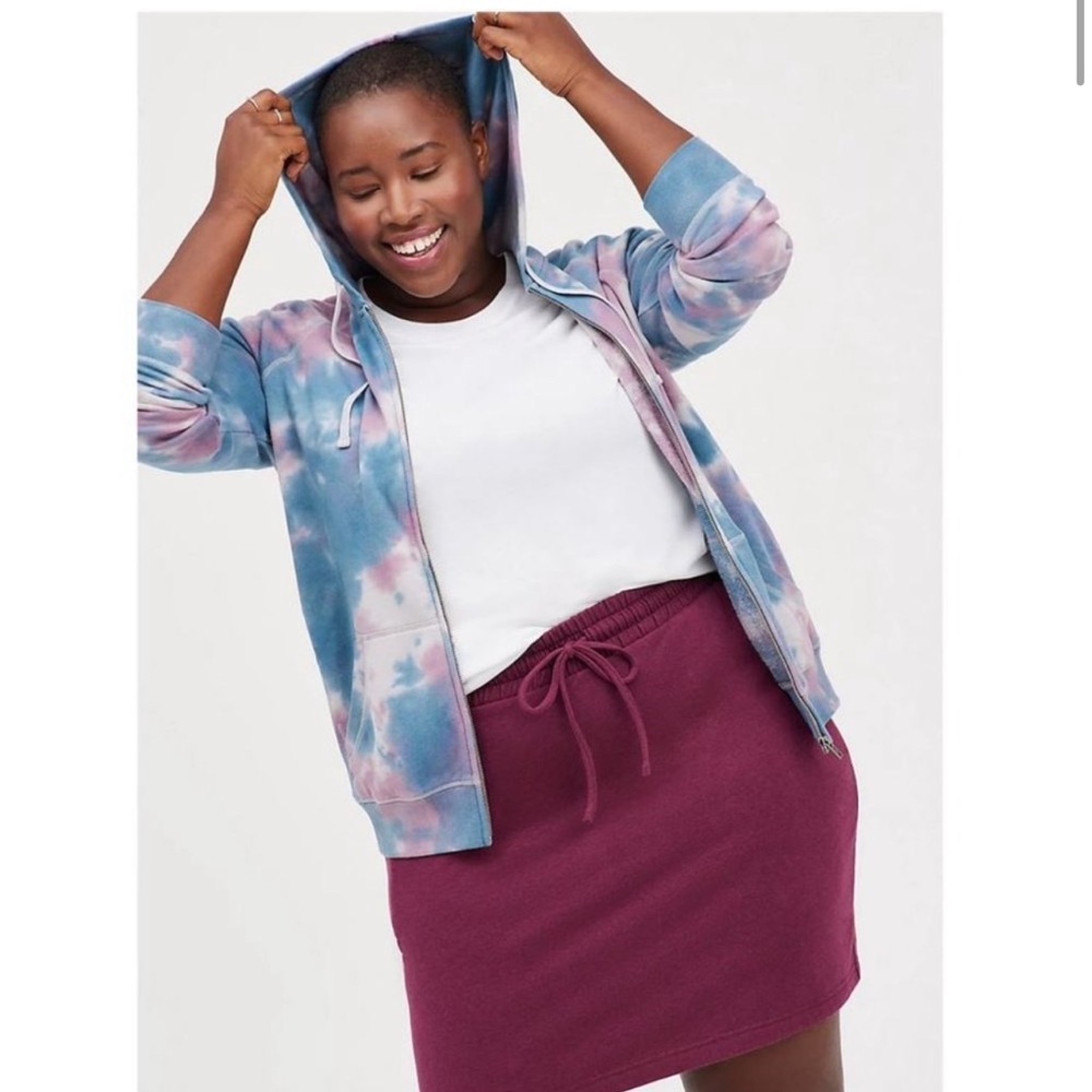 Torrid size 5 tie dye hoodie with zipper